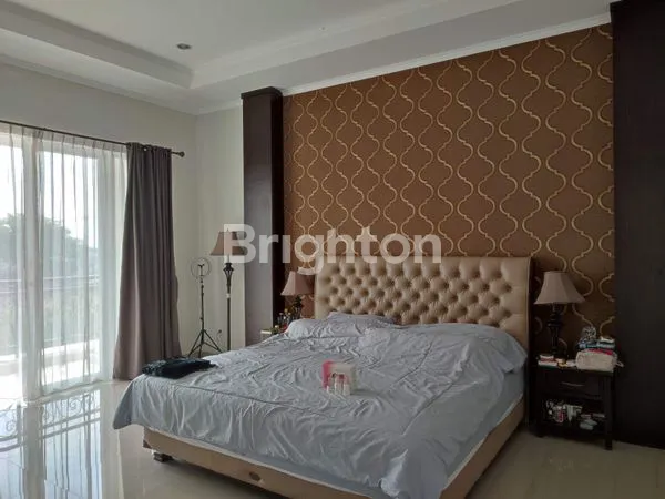 image RUMAH SUPER CANTIK SEMI FURNISH (5)