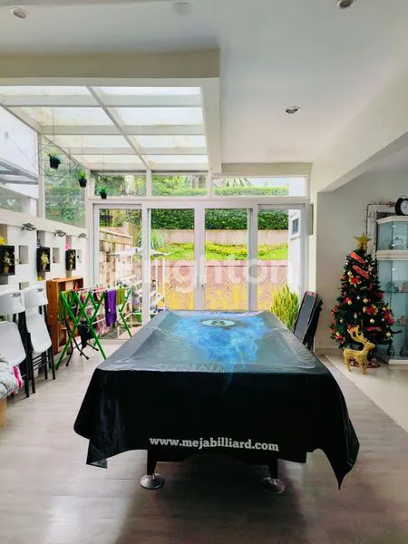 image RUMAH ELIT BERTINGKAT HARGA SANGAT MURAH  FULL FURNISHED DI PERUMAHAN ELIT KAKI GUNUNG GEDE BOGOR (4)