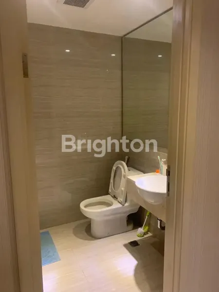 image CONDOMINIUM LA RIZ MANSION INTERIOR MEWAH PAKUWON INDAH (7)