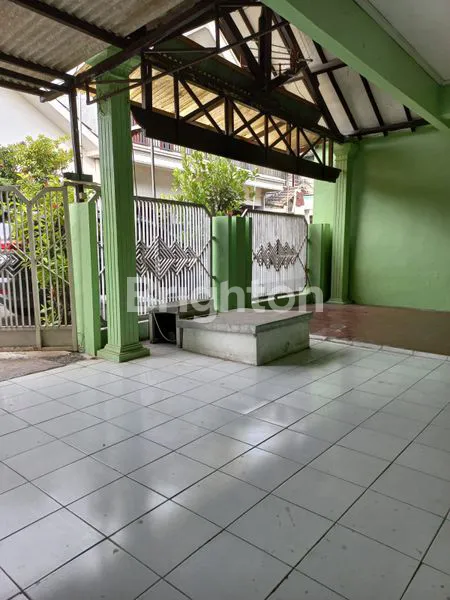 image STRATEGIS DI PUSAT KOTA DEKAT PUSAT PERBELANJAAN MODERN MAUPUN TRADISIONAL (4)