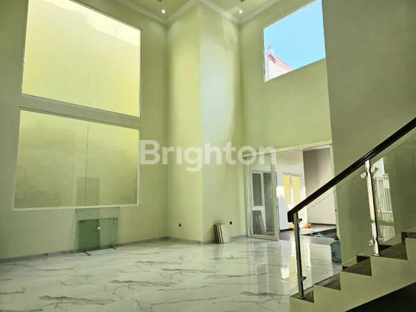 image RUMAH 2 LANTAI BARU GRESS MODERN ARAYA MALANG (2)