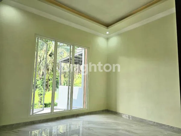 image RUMAH 2 LANTAI BARU GRESS MODERN ARAYA MALANG (4)
