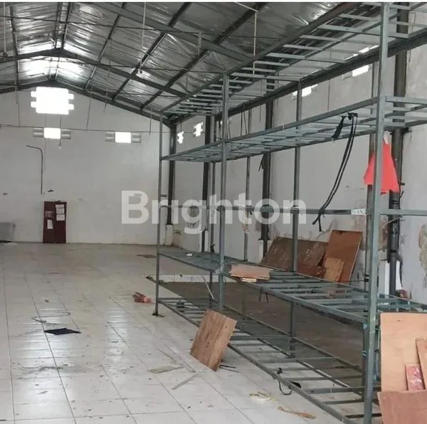 RUMAH GUDANG DI MANYAR SUKOLILO SURABAYA TIMUR. DEKAT GUBENG NGAGEL RAYA MERR KERTAJAYA DHARMAHUSADA