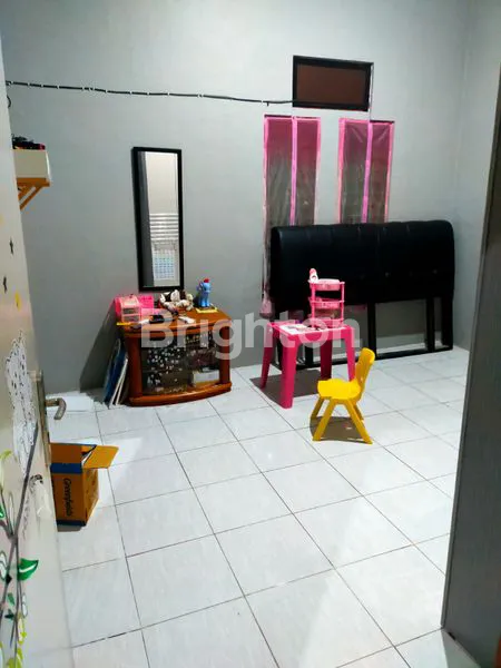 image RUMAH SIMPANGAN MOBIL SELOMAS PANGGUNG LOR SEMARANG DEKAT STASIUN PONCOL (6)