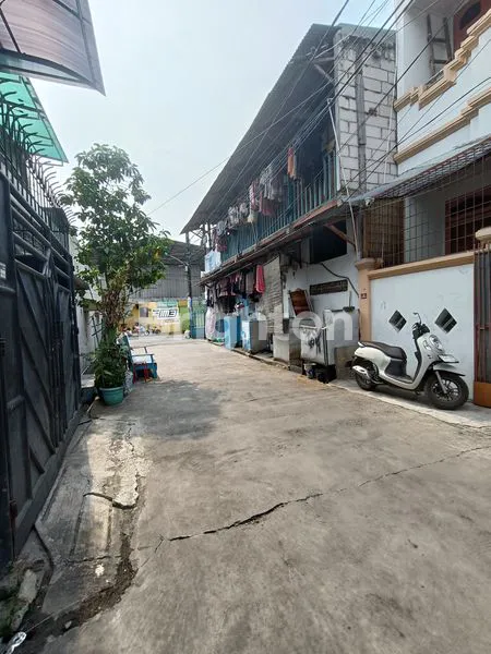 image RUMAH 2 LANTAI DI TELUK GONG JAKARTA UTARA (2)