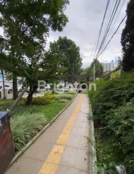 image TANAH DATAR LOKASI STRATEGIS - SAYAP DAGO - ADA BANGUNAN TUA (3)