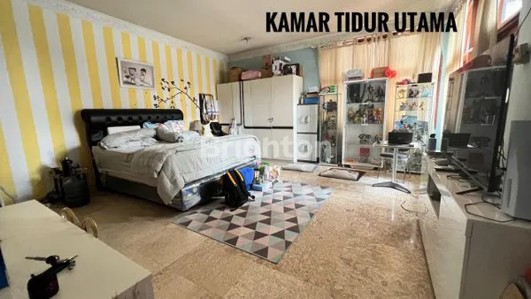 image RUMAH MEWAH SIAP HUNI DI SIMATUPANG JAKARTA SELATAN  (6)