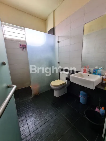 image RUMAH KOST 2M AN BELAKANG MALL CP, TANJUNG DUREN 11 KAMAR LB 140M2 COCOK UNTUK BISNIS (6)