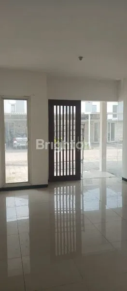 image RUMAH BARU GRESS 2 LT DI DIAMOND PARK RESIDENCE SIDOARJO (1)