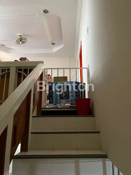 image RUMAH 2 LANTAI SEMI-FURNISH STRATEGIS DEKAT PASAR PEJUANG BEKASI (5)