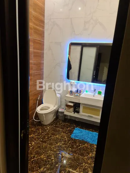 image RUMAH MINIMALIS MODERN DI VPT MALANG (7)