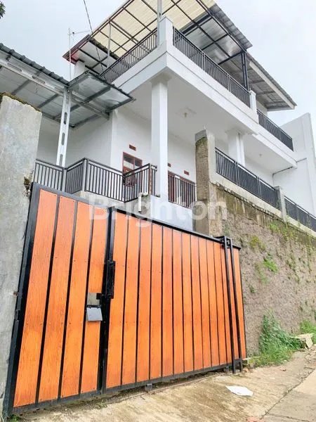 image RUMAH SEMI VILLA PLUS KOLAM RENANG DEKAT WISATA KAWAH PUTIH CIWIDEY  (1)