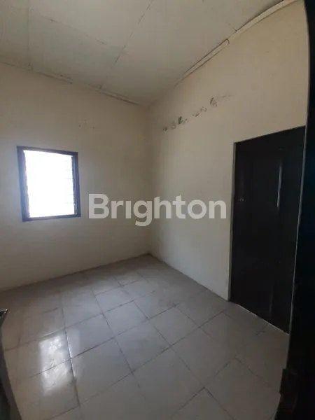 image *RUMAH PINGGIR JALAN RAYA TENGAH KOTA KLATEN LOKASI STRATEGIS SIAP PAKAI* (3)