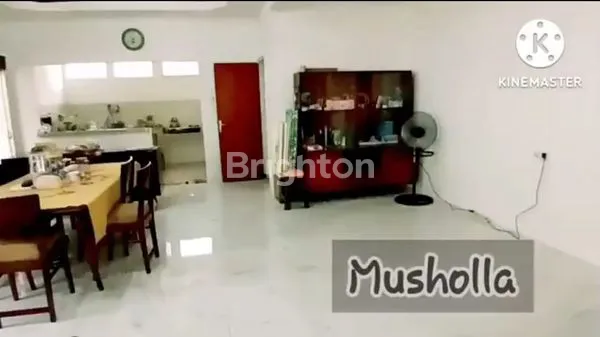 image RUMAH DIJUAL ESTENTIK DAN TERAWAT. JL TAMBAK SARI (5)