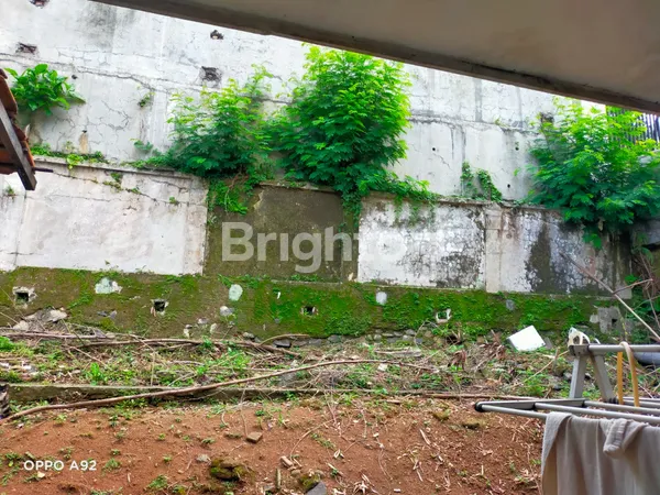 image RUMAH CANDI BARU SEMARANG HITUNG TANAH DI AREA PERUMAHAN MEWAH (4)