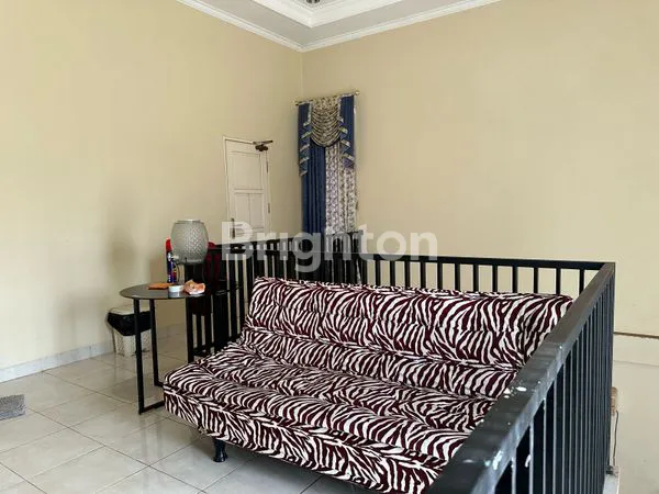 image RUMAH CANTIK 2 LANTAI DIPERUMAHAN SEPINGGAN PRATAMA BALIKPAPAN  (6)