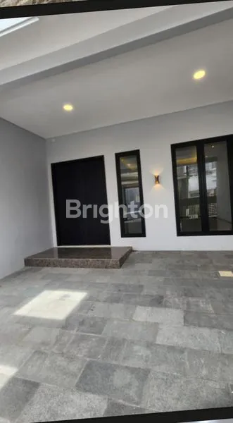 image RUMAH SUTOREJO  BARU GRES 2 LT  (2)