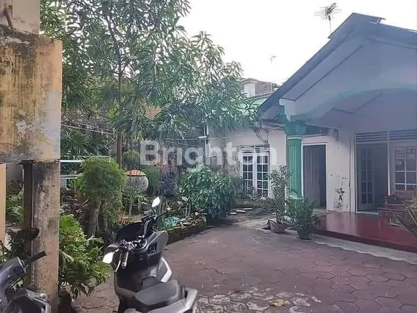 image RUMAH KUNO DI TENGAH KOTA SOLO BONUS KOS KOSAN (3)