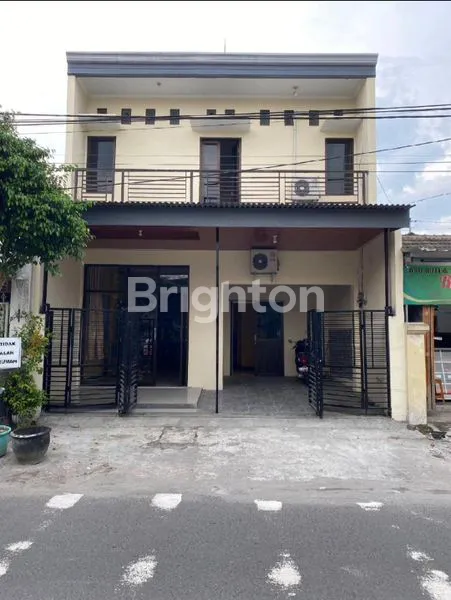 image RUMAH USAHA 2 LANTAI DI RAYA PENANGGUNGAN MOJOKERTO (1)