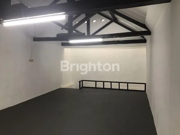 image RUKO 2 LANTAI UNTUK BISNIS TEKSTIL KAIN DLL (2)