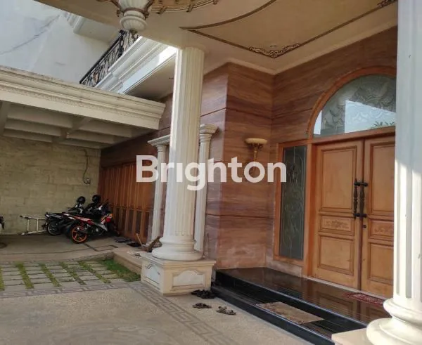 image RUMAH MEWAH 2 LT SIAP HUNI DI BENDUL MERISI TENGAH SURABAYA (3)