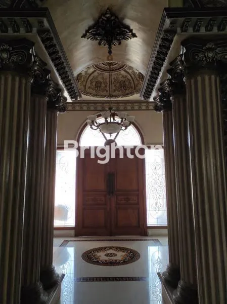 image RUMAH MEWAH 2 LT SIAP HUNI DI BENDUL MERISI TENGAH SURABAYA (5)