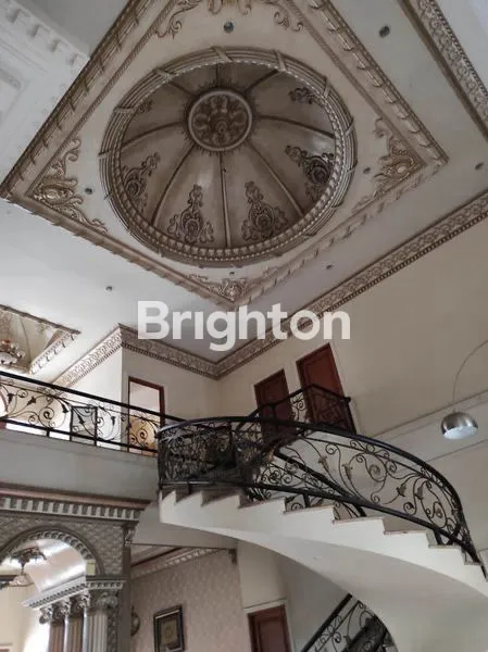 image RUMAH MEWAH 2 LT SIAP HUNI DI BENDUL MERISI TENGAH SURABAYA (6)