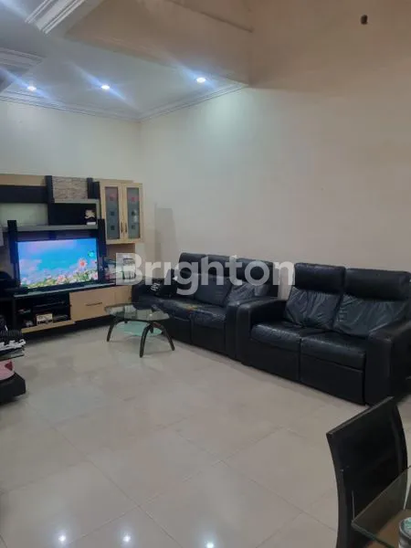 image RUMAH SIAP HUNI DI KLAMPIS SEMOLO TIMUR SURABAYA DEKAT MERR (3)