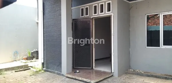 image TURUN HARGA!!! RUMAH TENGAH KOTA DEKAT JALAN MAJAPAHIT SEMARANG TIMUR (2)
