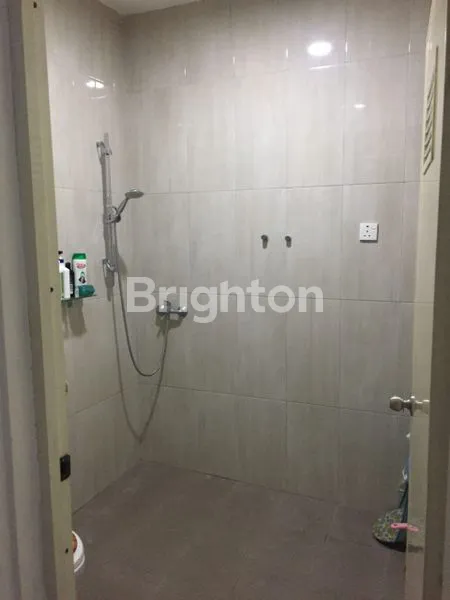 image RUMAH 2 LANTAI JAKARTA BARAT  (7)