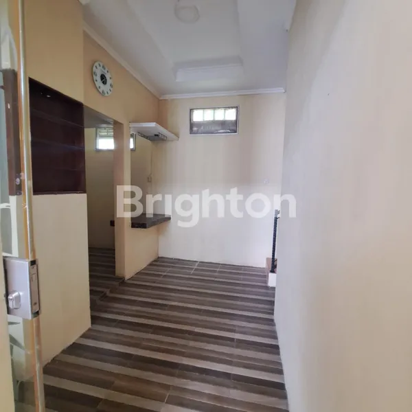 image RUMAH MURAH SIAP HUNI FULL FURMISHED DI GENTAN SUKOHARJO DEKAT DENGAN SOLOBARU (5)