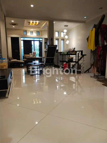 image RUMAH MEWAH KELAPA GADING MITRA GADING VILLA (8)