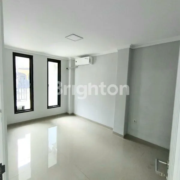 image RUMAH BRAND NEW SIAP HUNI DI KELAPA CENGKIR  KELAPA GADING (1)