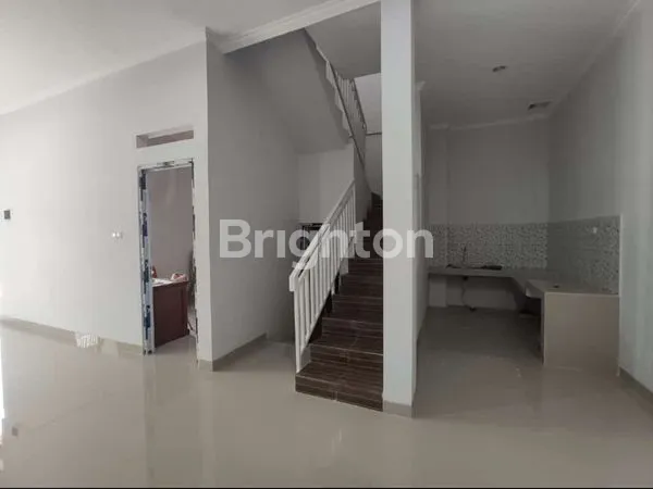 image RUMAH MODERN MINIMALIS LOKASI STRATEGIS DI TENGAH KOTA DEPOK (4)