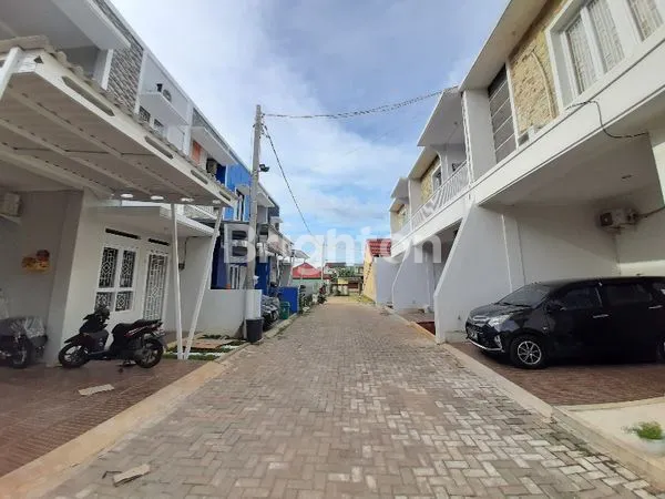 image RUMAH MODERN MINIMALIS LOKASI STRATEGIS DI TENGAH KOTA DEPOK (8)