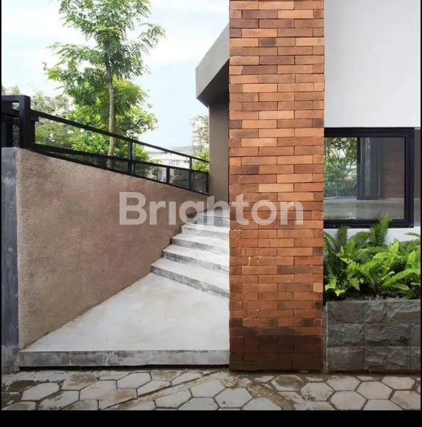 image RUMAH MEWAH 2 LANTAI DENGAN SWIMMING POOL DI BINTARO SEKTOR 9 (8)