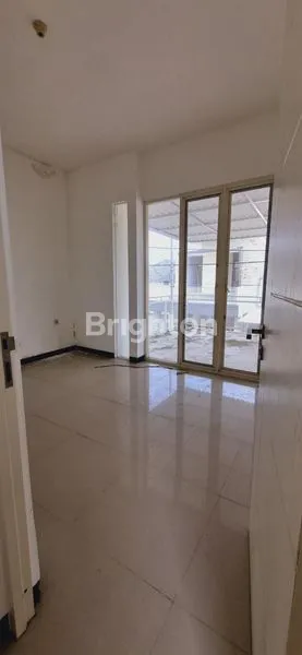 image RUMAH BUTUH LAKU CEPAT DI DIAMOND PARK RESIDENCE SIDOARJO  (3)