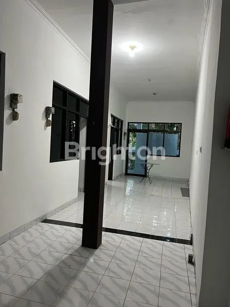 image DIJUAL RUKO 2 LANTAI SIAP PAKAI. JL BRONGGALAN - SURABAYA. JUAL 4.3M NEGO (3)