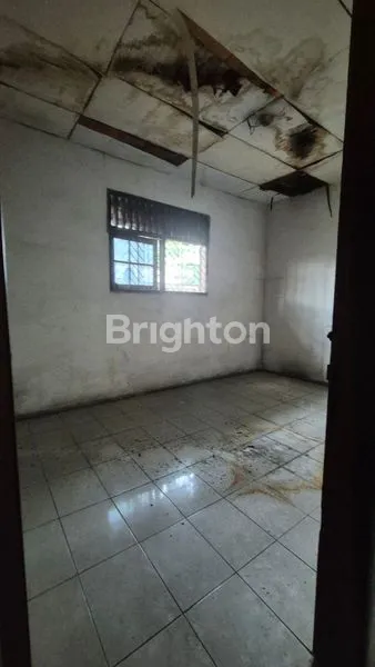 image RUKO COCOK UNTUK TEMPAT USAHA DAERAH CILEDUK. JALANAN SUPER RAMAI  (4)