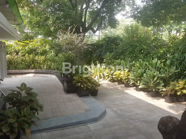 image RUMAH SIAP HUNI JALAN JOHOR SURABAYA UTARA (3)