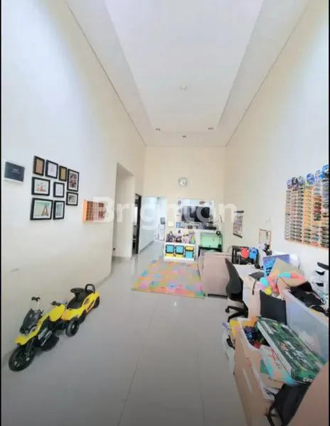 image RUMAH CANTIK STRATEGIS SIAP HUNI (3)