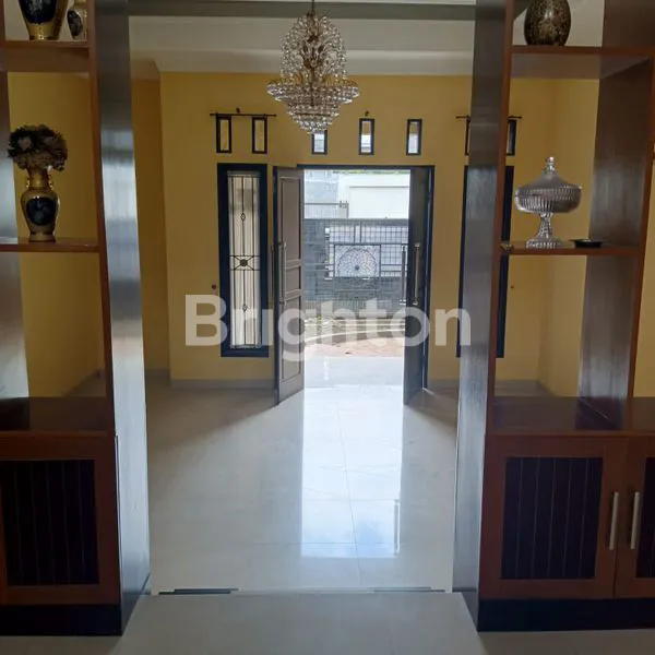 image RUMAH LUAS DI SAYAP SOEKARNO HATTA (6)