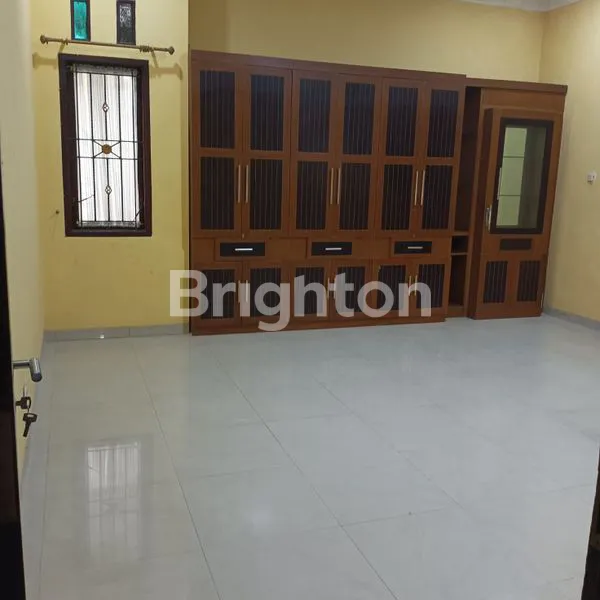 image RUMAH LUAS DI SAYAP SOEKARNO HATTA (3)