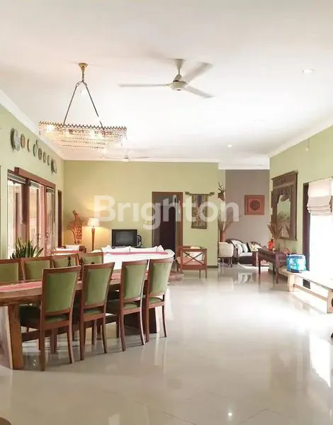 image RUMAH MEWAH WIKA (3)