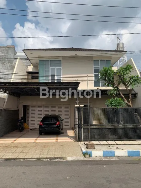 image BARUK UTARA RUMAH 2 LANTAI ROW LEBAR SIAP HUNI DEKAT MERR, MALL, UPN (1)