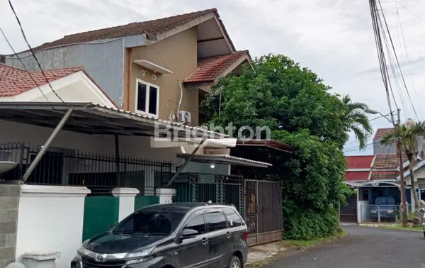 image RUMAH NYAMAN 2 LANTAI SIAP HUNI DI HOEK DI NUSALOKA BSD SERPONG (1)