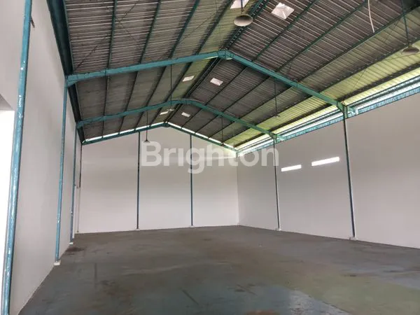 image GUDANG SIAP PAKAI LINGKAR TIMUR (1)