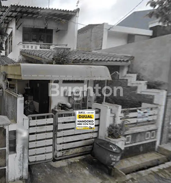 Gambar Property RUMAH SEDERHANA 2 LANTAI HANYA SELANGKAH KE SEKOLAHAN