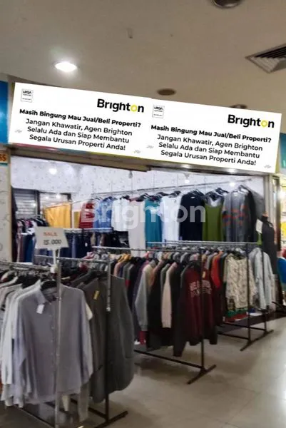 STAND TOKO DI DTC MALL