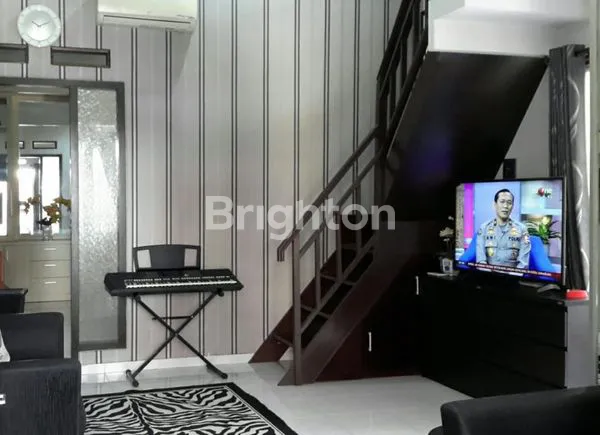 image RUMAH HOOK, NYAMAN, SEMI FURNISHED, ADA LANTAI 2 NYA (6)